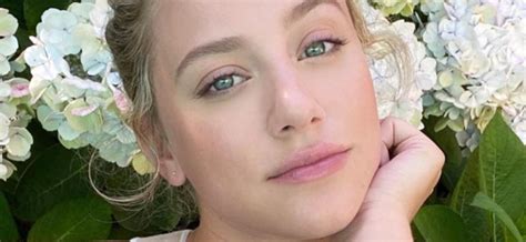 lili reinhart sexy pics|Lili Reinhart shows off her bikini body on Instagram as she poses。